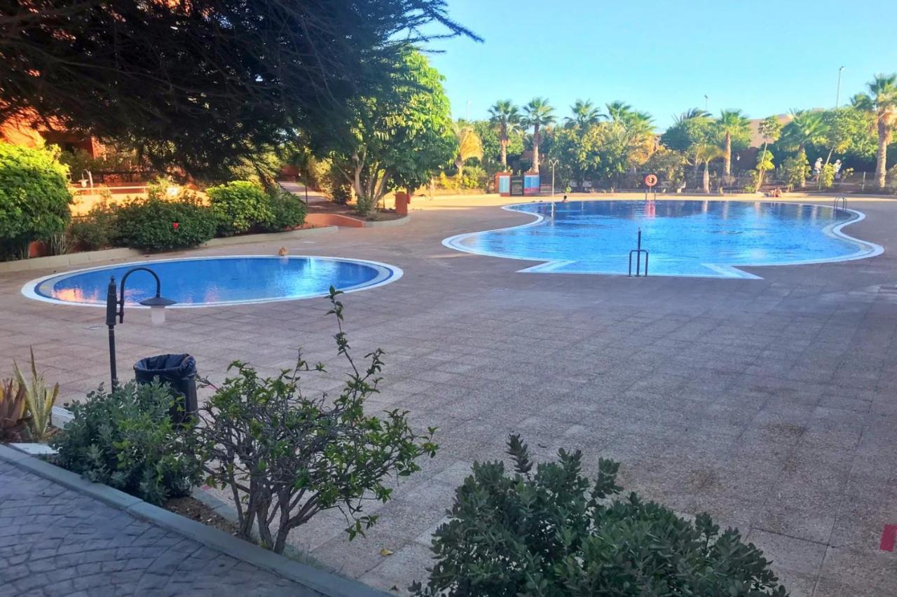 Beautiful Apartment In La Tejita With Pool Granadilla De Abona Eksteriør billede